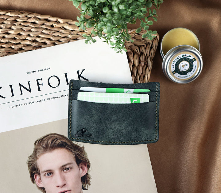Minimalist Card Holder - Milet