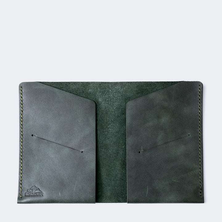 Leather Passport Sleeve - Teos Emerald